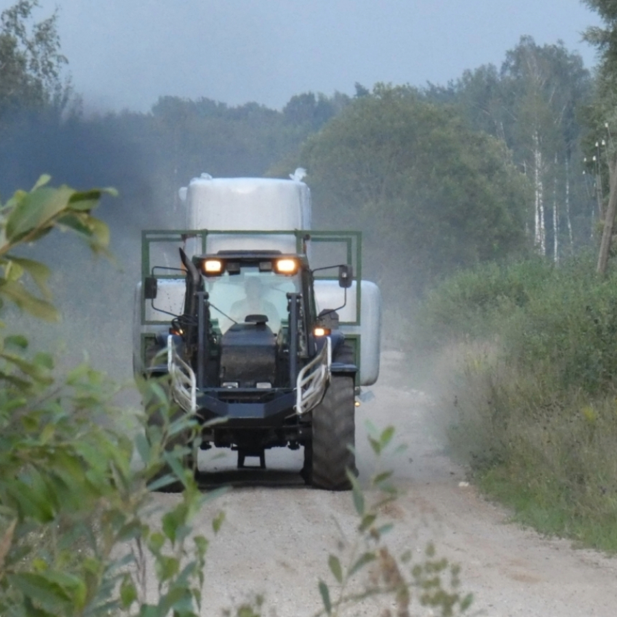 <p>Zemniekiem atbrīvojums no vinjetes turpmāk būs deviņus mēne&scaron;us gadā</p>