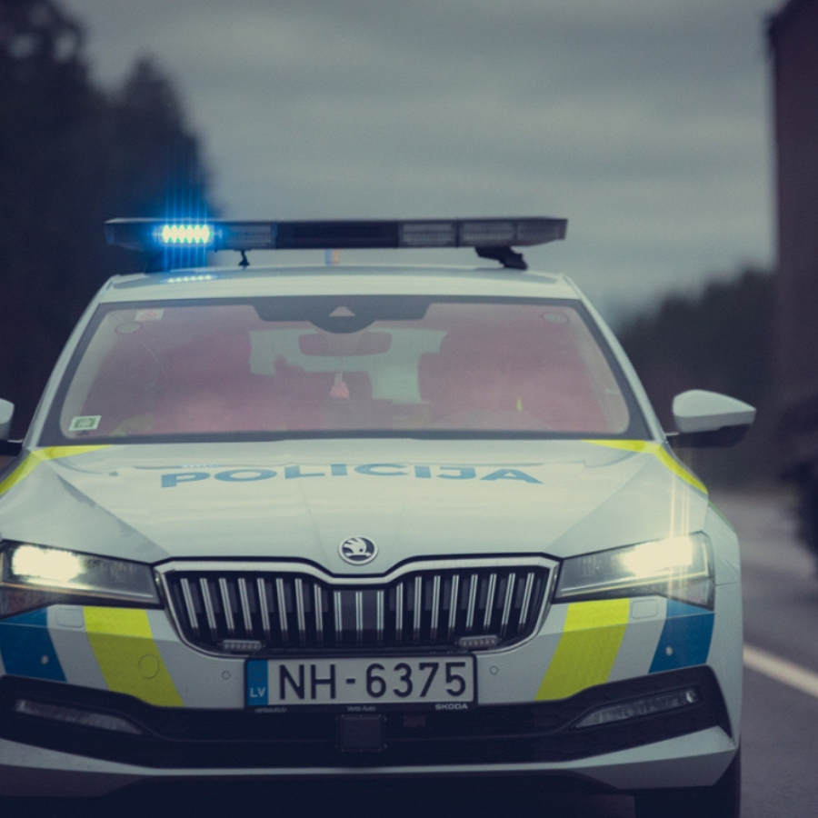 <p>Policija svētku laikā rīkos pastiprinātas pārbaudes uz ceļiem</p>