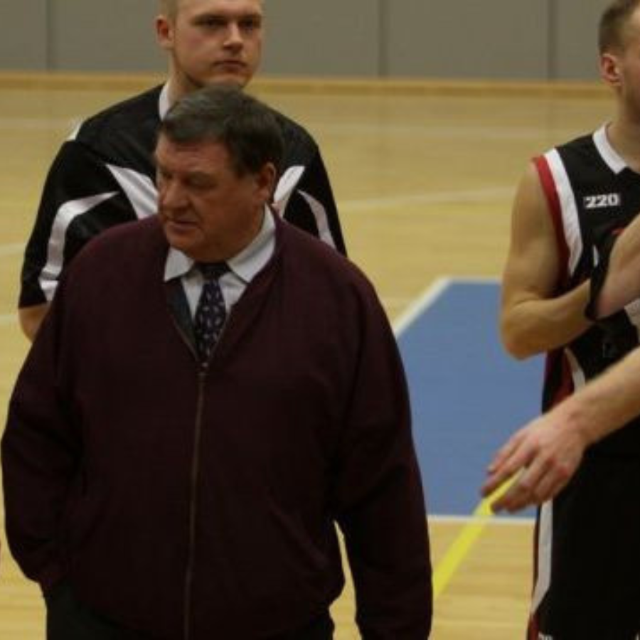 <p>Rīgas balvu par mūža ieguldījumu sportā pie&scaron;ķirs ilggadējam basketbola trenerim Rimbeniekam</p>