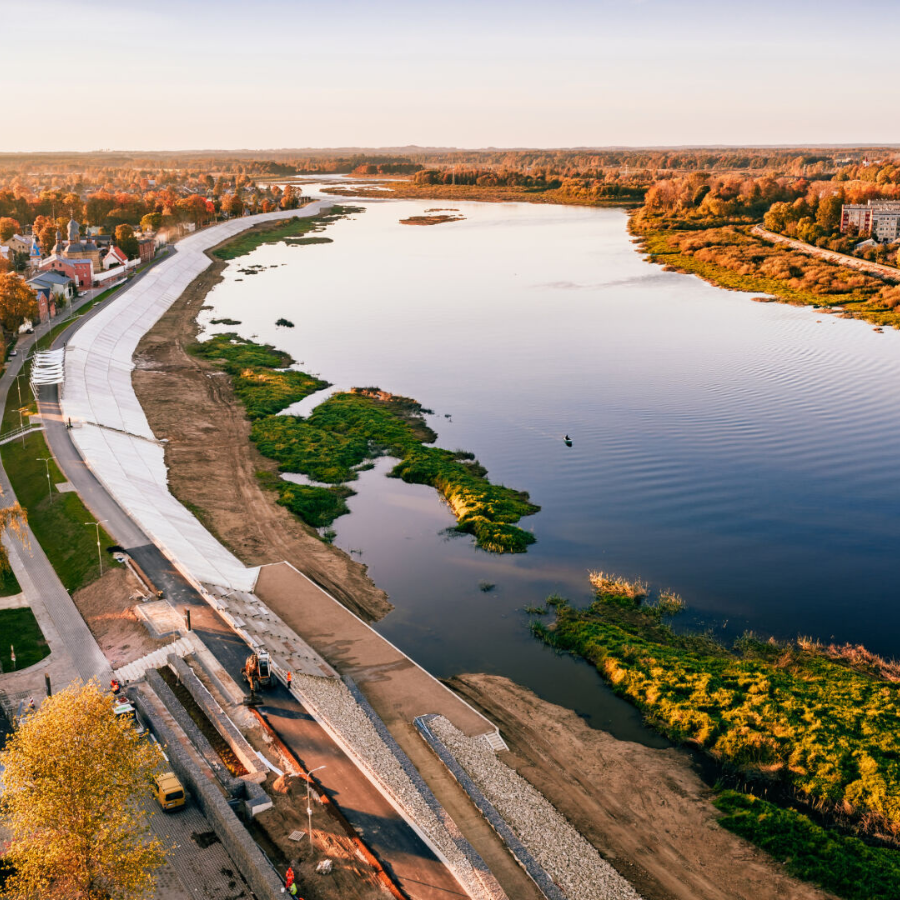 <p>Jēkabpilī atklās atjauno Daugavas aizsargdambi</p>