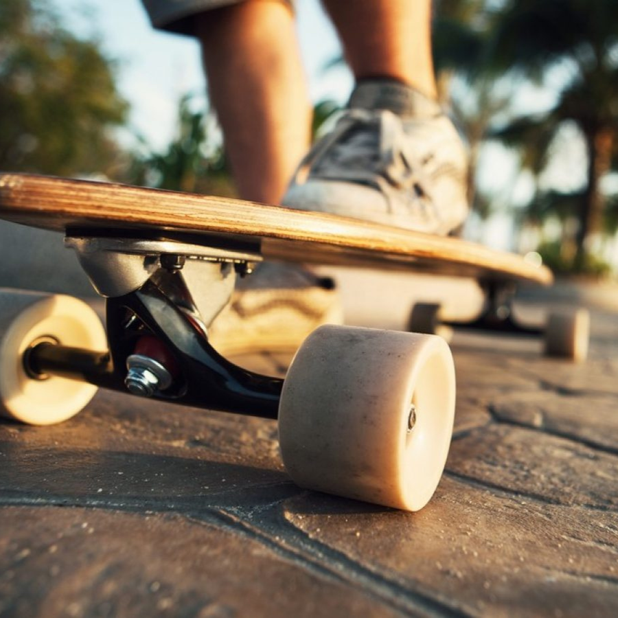 <p>Plāno ieviest OCTA arī monoriteņiem un elektriskajiem skrituļdēļiem</p>