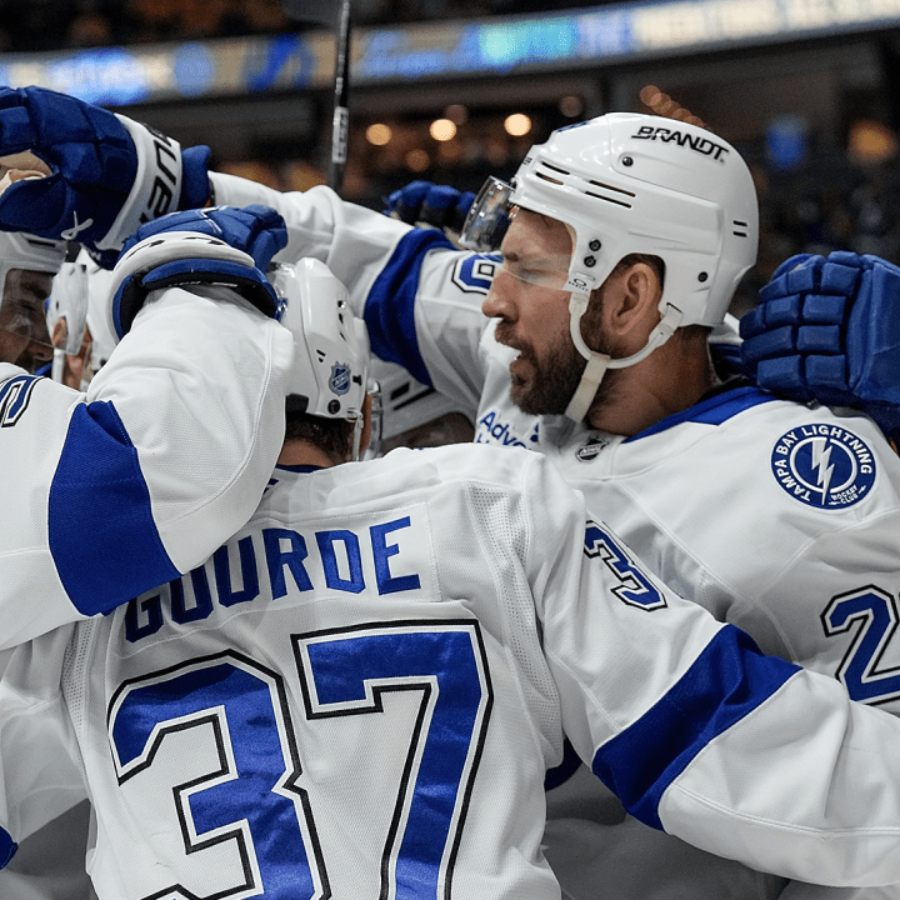 <p>Girgensonam divi gūti vārti "Lightning" uzvarā pār "Predators"</p>