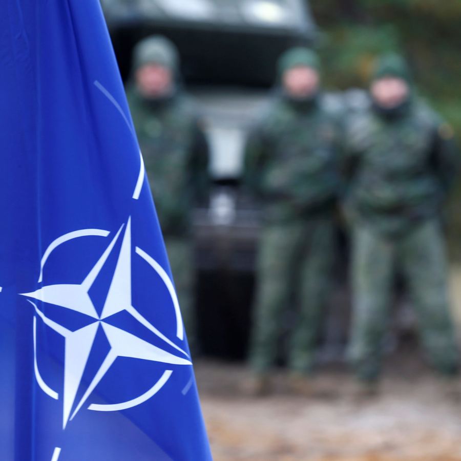 <p>Misijas "Austrumu sardze" ievie&scaron;anai Latvijas aizsardzības resors sadarbojas ar NATO &scaron;tābiem</p>