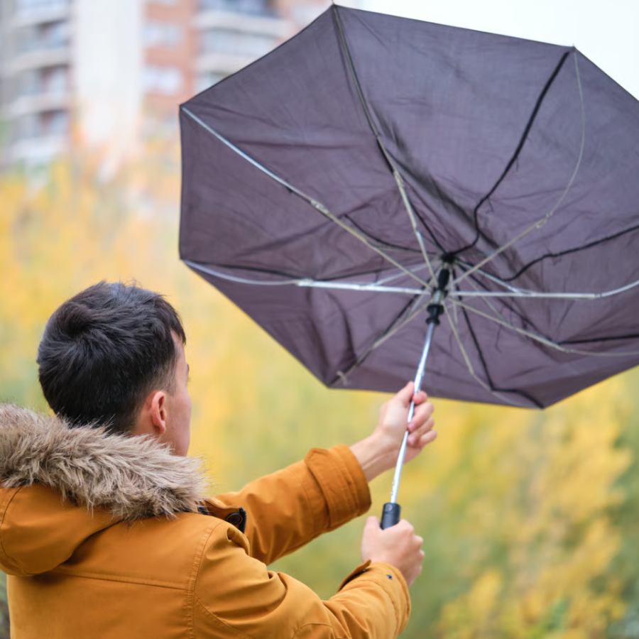 <p>Svētdien gaidāma posto&scaron;a vētra un aukstums</p>