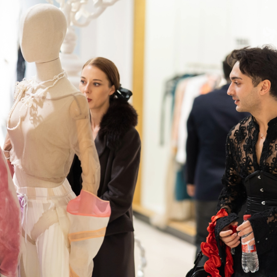 <p>Sākas Rīgas modes nedēļas skates</p>