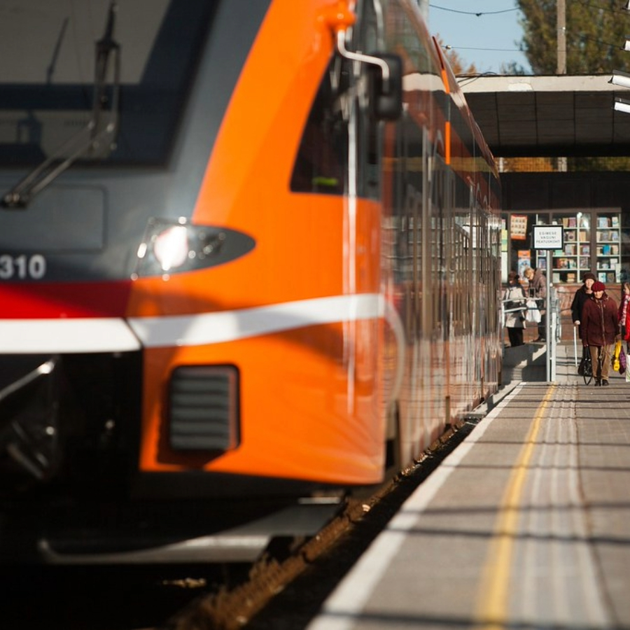 <p>Vilcienu satiksme mar&scaron;rutā Tallina-Tartu-Rīga-Viļņa uz laiku būs pārtraukta</p>