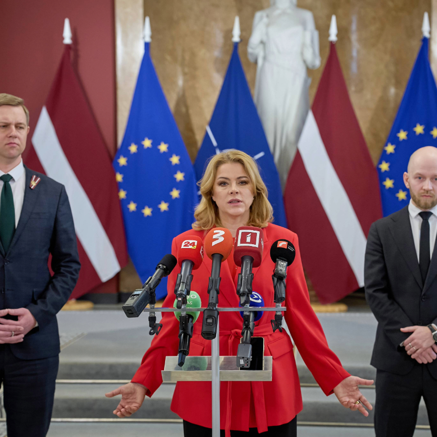 <p>Koalīcija vienojas turpināt darbu</p>