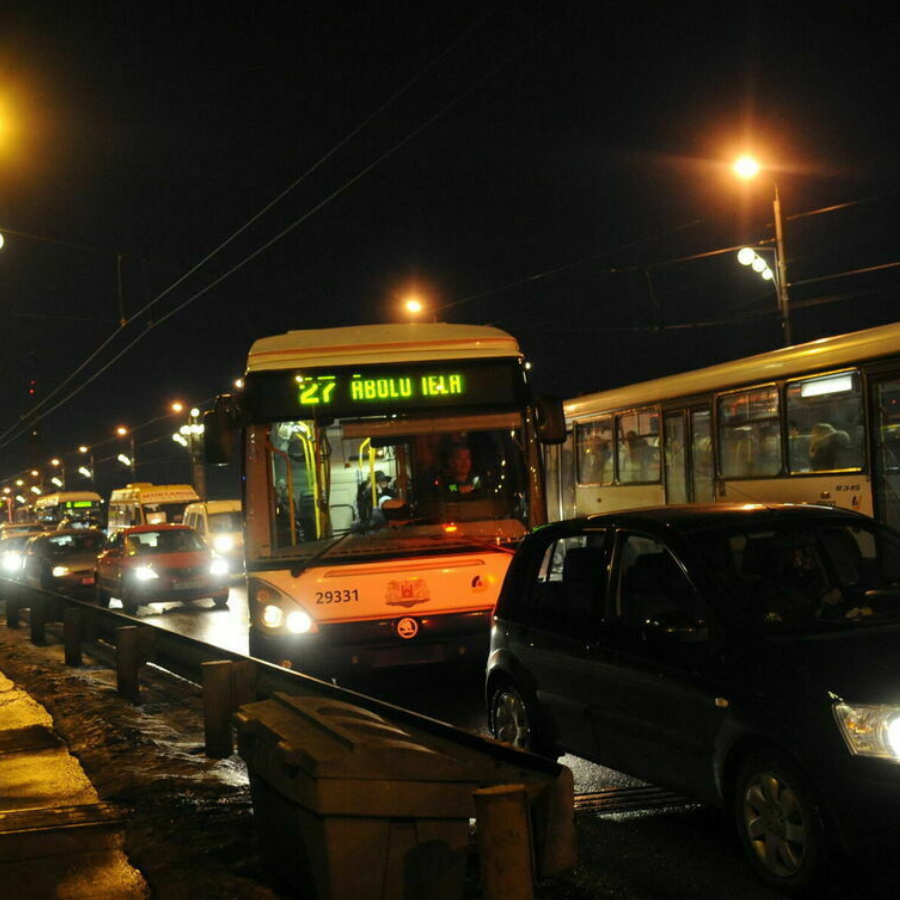 <p>No 9. maija brīvdienās Rīgā tiks ieviesti vēl septiņi nakts autobusu mar&scaron;ruti</p>
<p>&nbsp;</p>