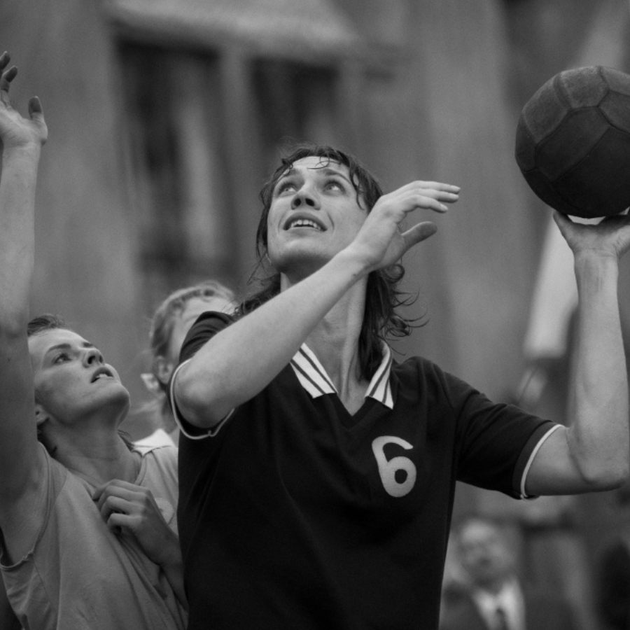 <p>Kairi&scaron;a spēlfilma "Uļa" iekļauta Kannu konkursa programmā</p>