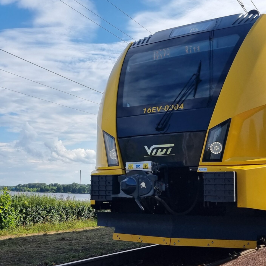 <p>&Scaron;vinka rosinās par 50% samazināt vilciena abonementu cenas</p>