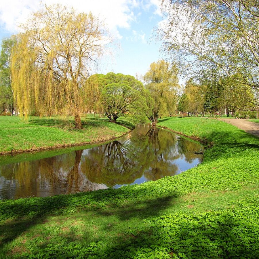 <p>Ar pasākumiem Uzvaras parkā un Rīgas centrā arodbiedrības svinēs Darba svētkus</p>