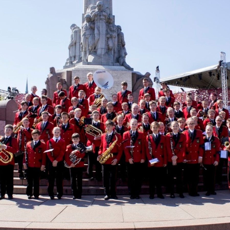 <p>Pie Brīvības pieminekļa notiks Latvijas neatkarības atjauno&scaron;anai veltīts skolēnu koncerts</p>