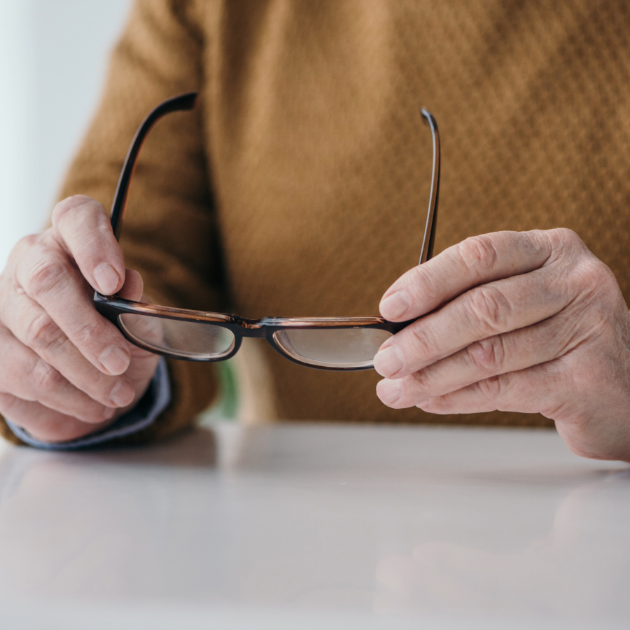 <p>Pensionāru federācija neapmierināta ar politiķu solījumiem senioru redzes aprūpē</p>