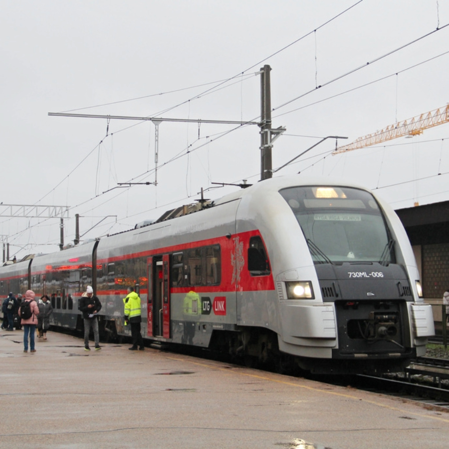 <p>"Pasažieru vilciens" plāno nomāt vilcienus no kaimņvalstīm</p>
