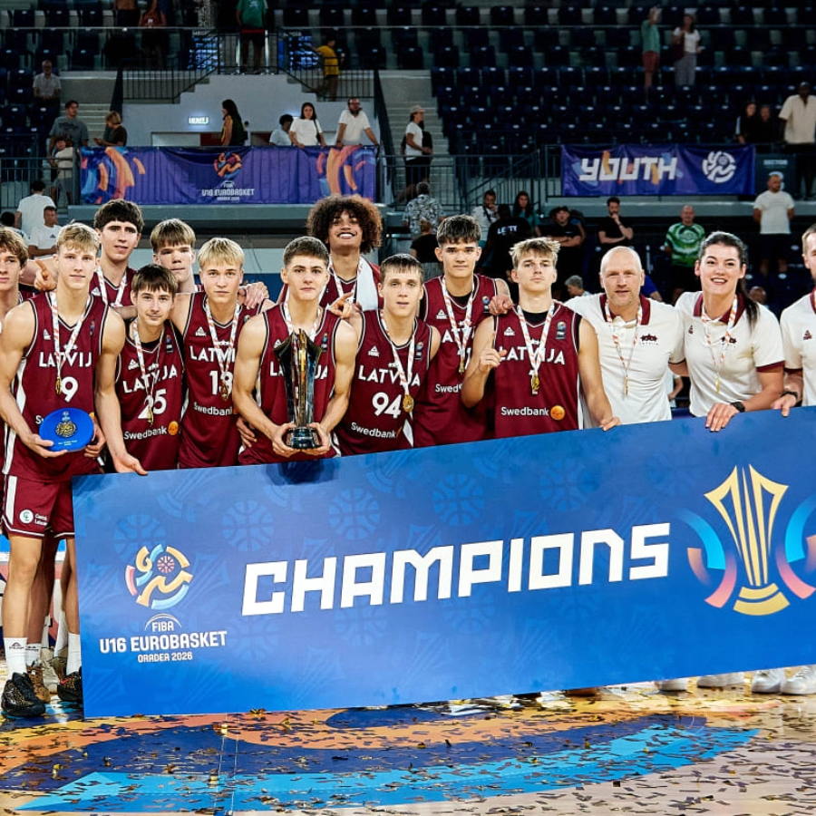 <p>Latvijas basketbolisti pirmo reizi kļūst par Eiropas U-16 čempioniem</p>