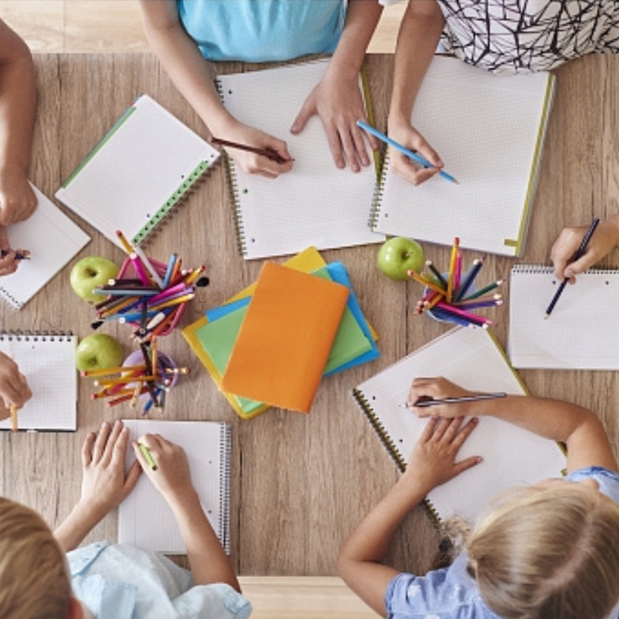 <p>Savlaicīgs atbalsts bērniem un papildu iespējas skolotājiem projektā &ldquo;Skola &ndash; kopienā&rdquo;</p>