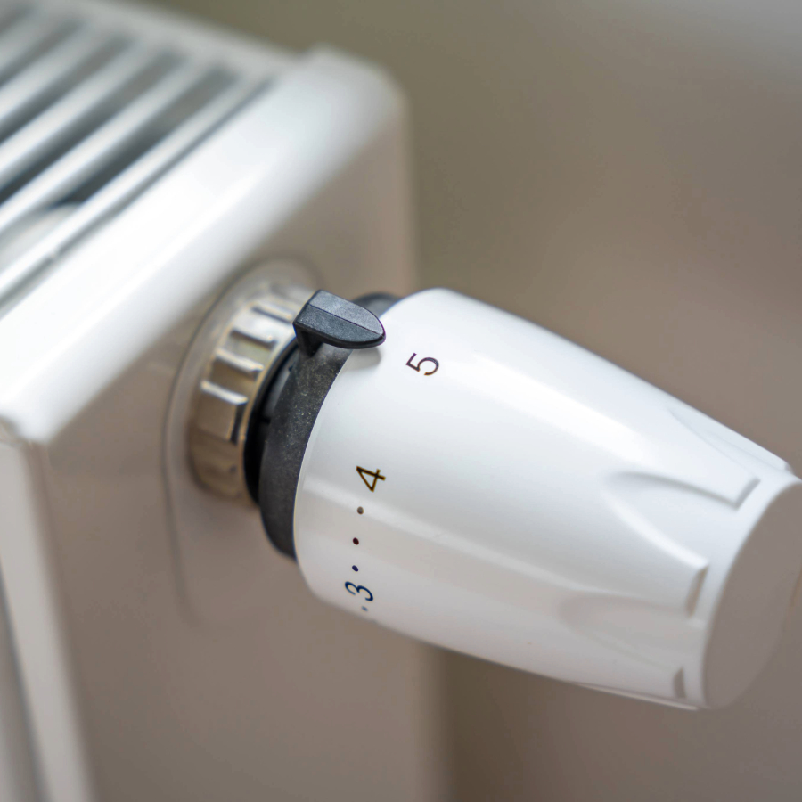 <p>"Rīgas siltums" līdz maija beigām nepiemēros līgumsodus par kavētiem apkures maksājumiem</p>