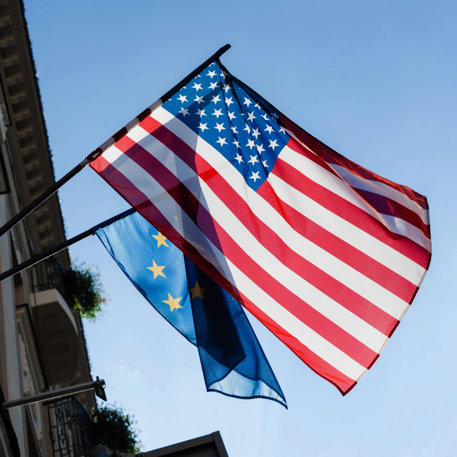 <p>Tramps atsakās noteikt jaunus muitas tarifus Eiropas valstīm</p>