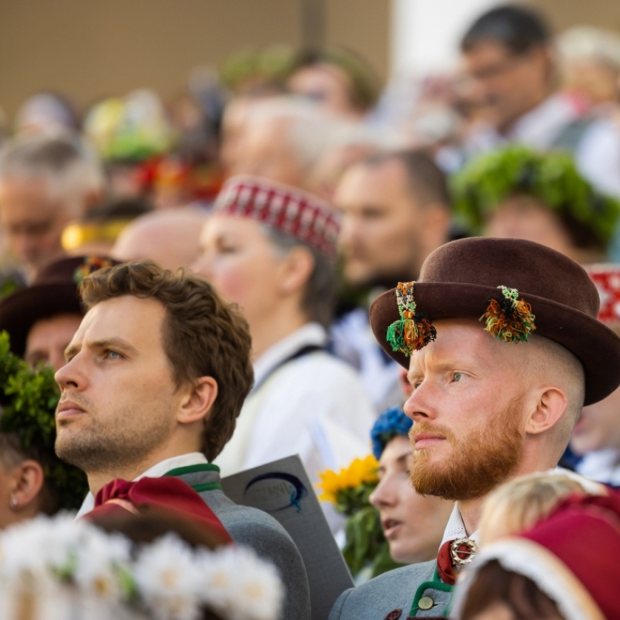 <p>Cēsis setdien uzņems Latvijas sievie&scaron;u un vīru koru svētktus</p>