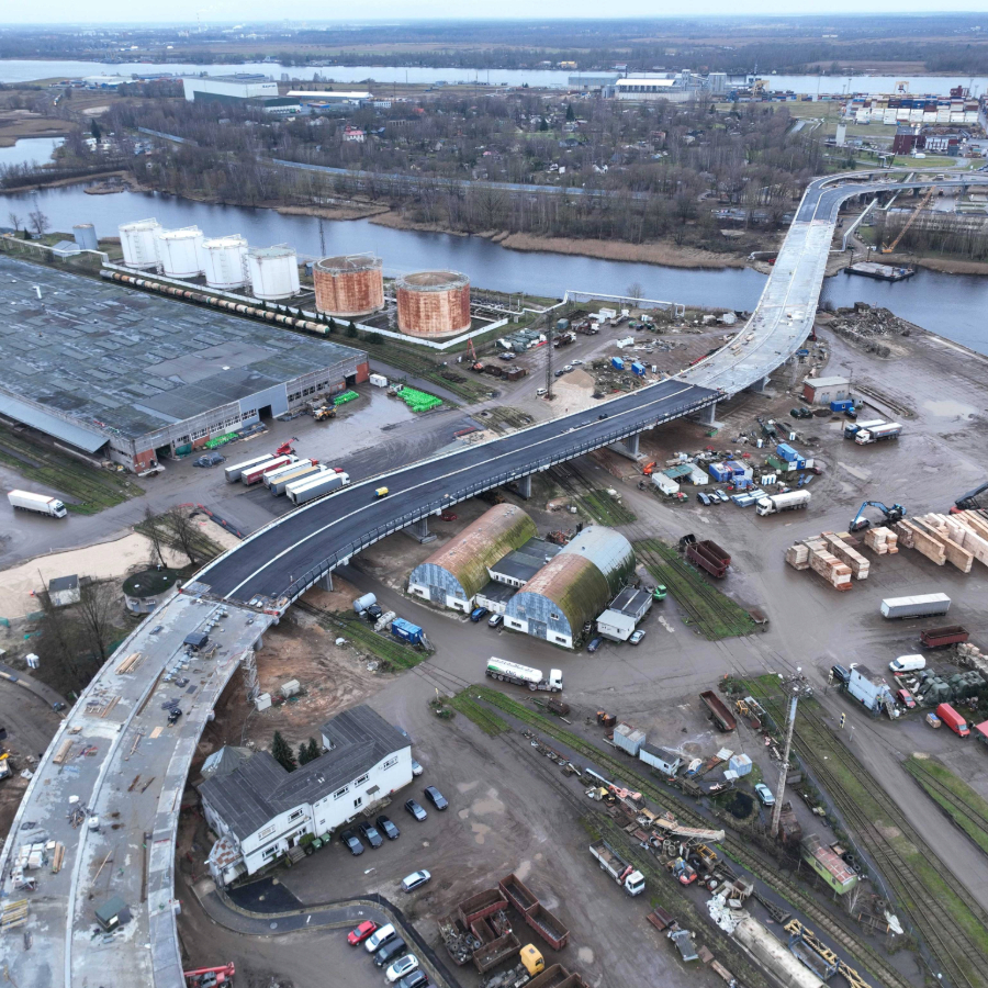 <p>Kundziņsalā plāno būvēt tērauda un e-metanola rūpnīcu</p>