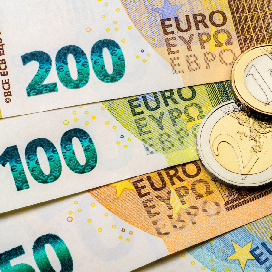 <p>Latvijas Banka atbalsta nedaudz straujāku minimālās algas palielinājumu par iecerēto</p>