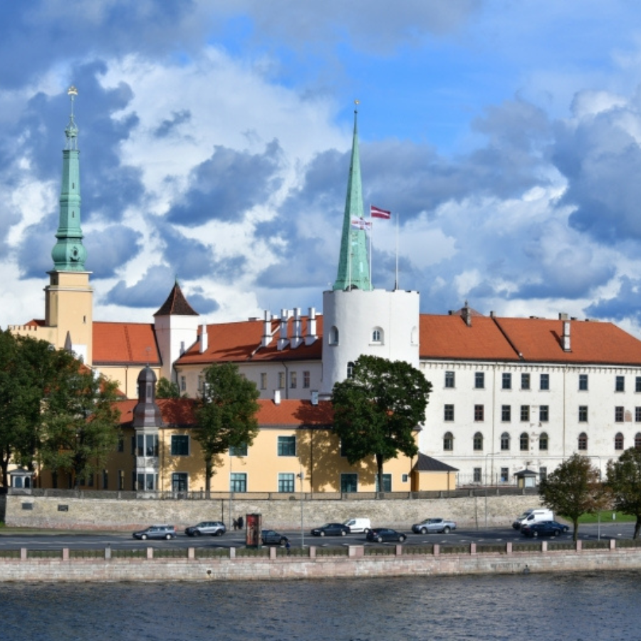 <p>Valsts prezidents un Rēzeknes mērs rosina dalīt oranžā līmeņa &scaron;ūnapraides brīdinājumus divās daļās</p>