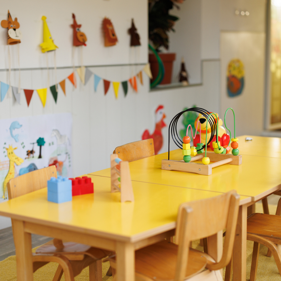 <p>Divos Rīgas bērnudārzos aizdomas par salmonelozi, divi bērni hospitalizēti</p>