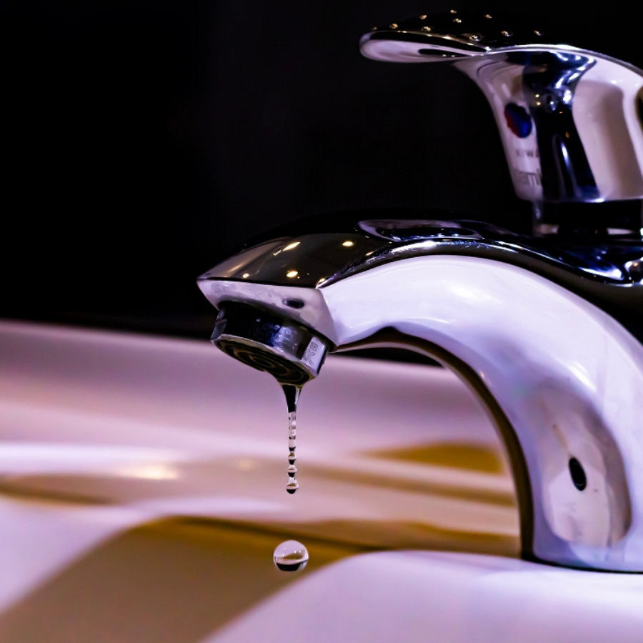 <p>"Rīgas ūdens" sāks skalot ūdensvadus</p>
<p>&nbsp;</p>