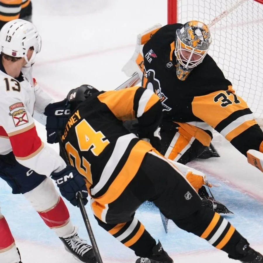 <p>&Scaron;ilovam sausā spēle, Bļugeram vārti Latvijas hokejistu divcīņās NHL</p>
