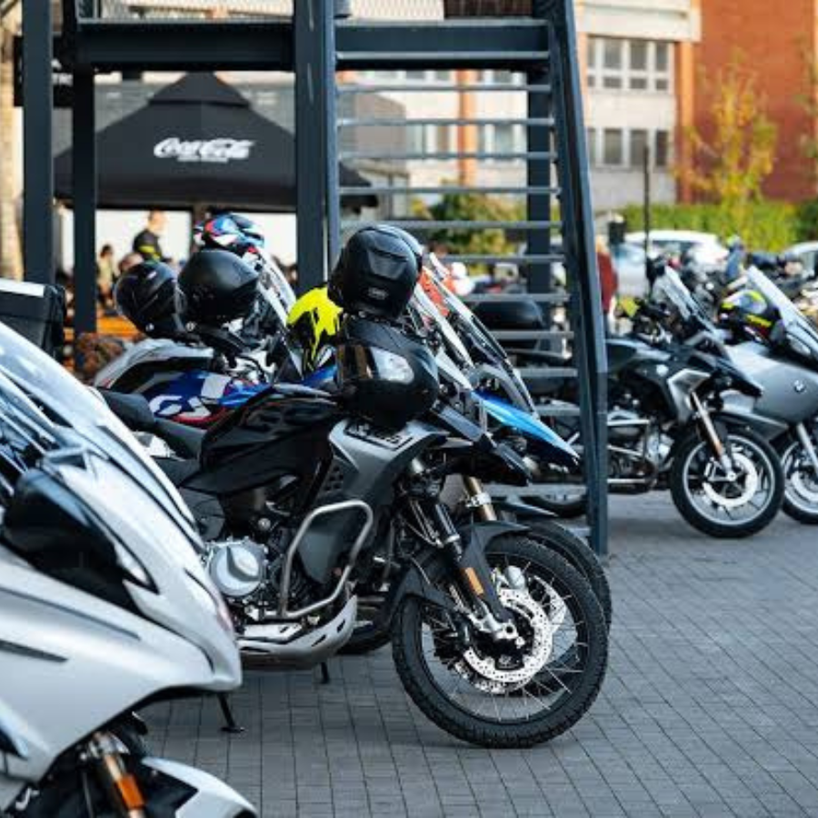 <p>Vairāk nekā 3000 motobraucēju pulcēsies Jelgavā uz sezonas noslēguma braucienu</p>