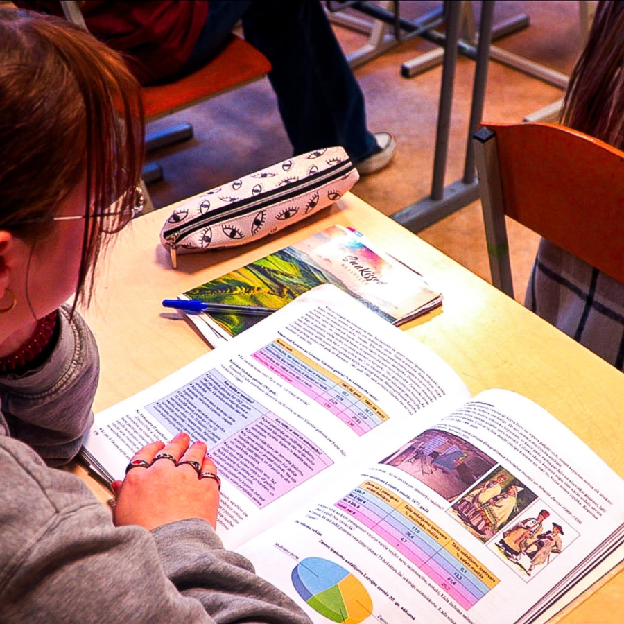 <p>IZM rosina pārskatīt "Skola2030" saturu</p>